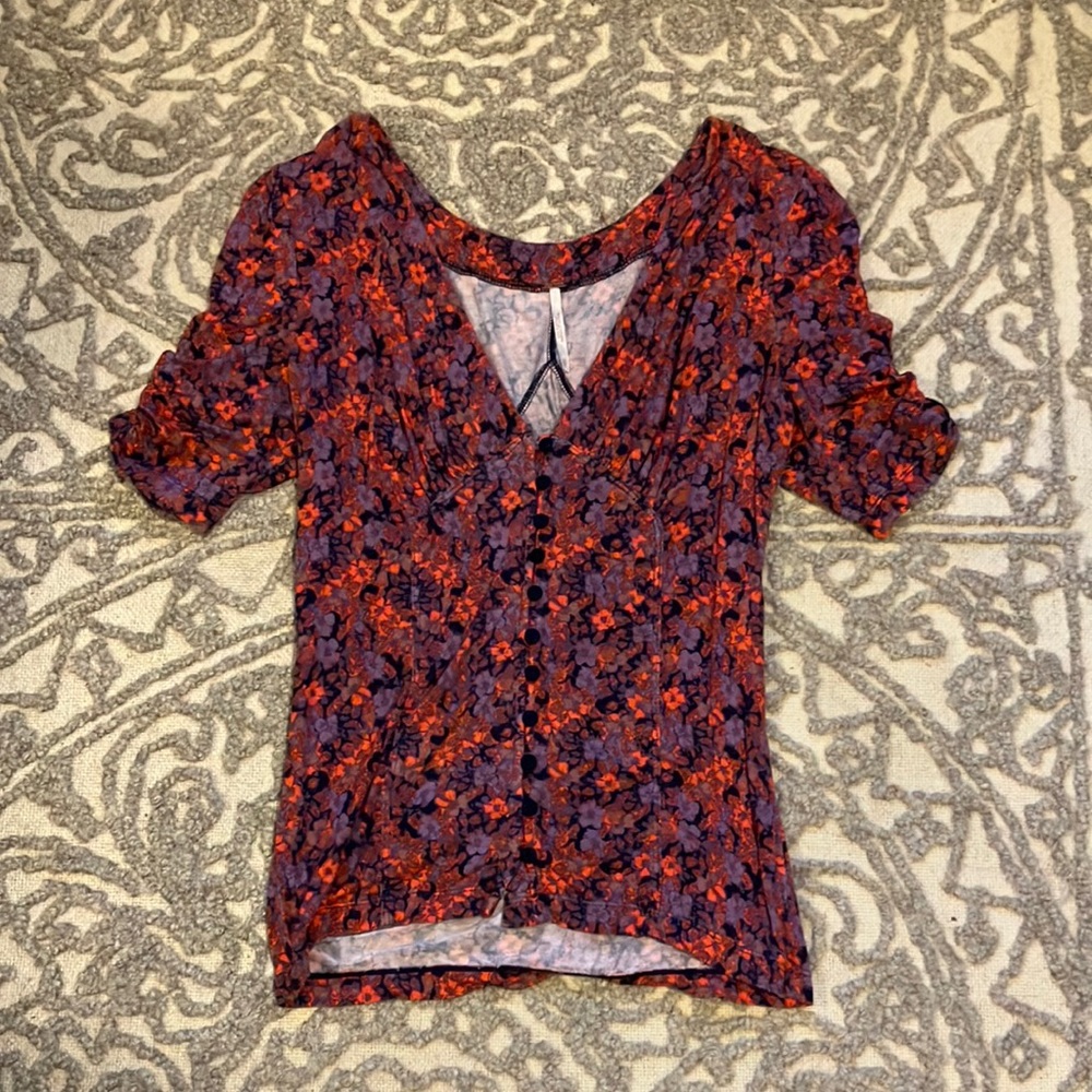 Free People Floral Ruched Sleeve ButtonDown Top